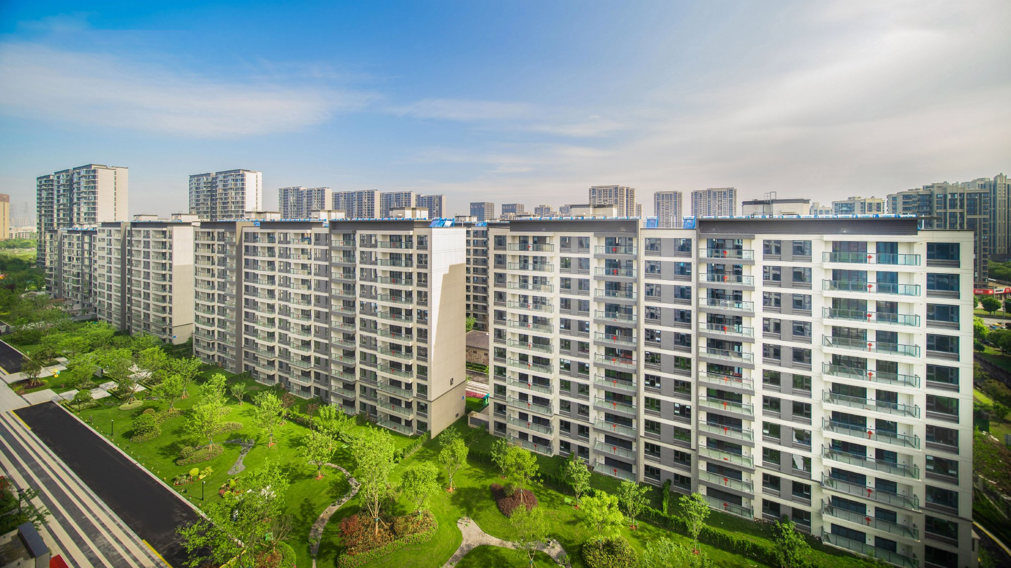 远洋集团：1-5月高品质交付约8200套住宅 轻资产业务再获突破