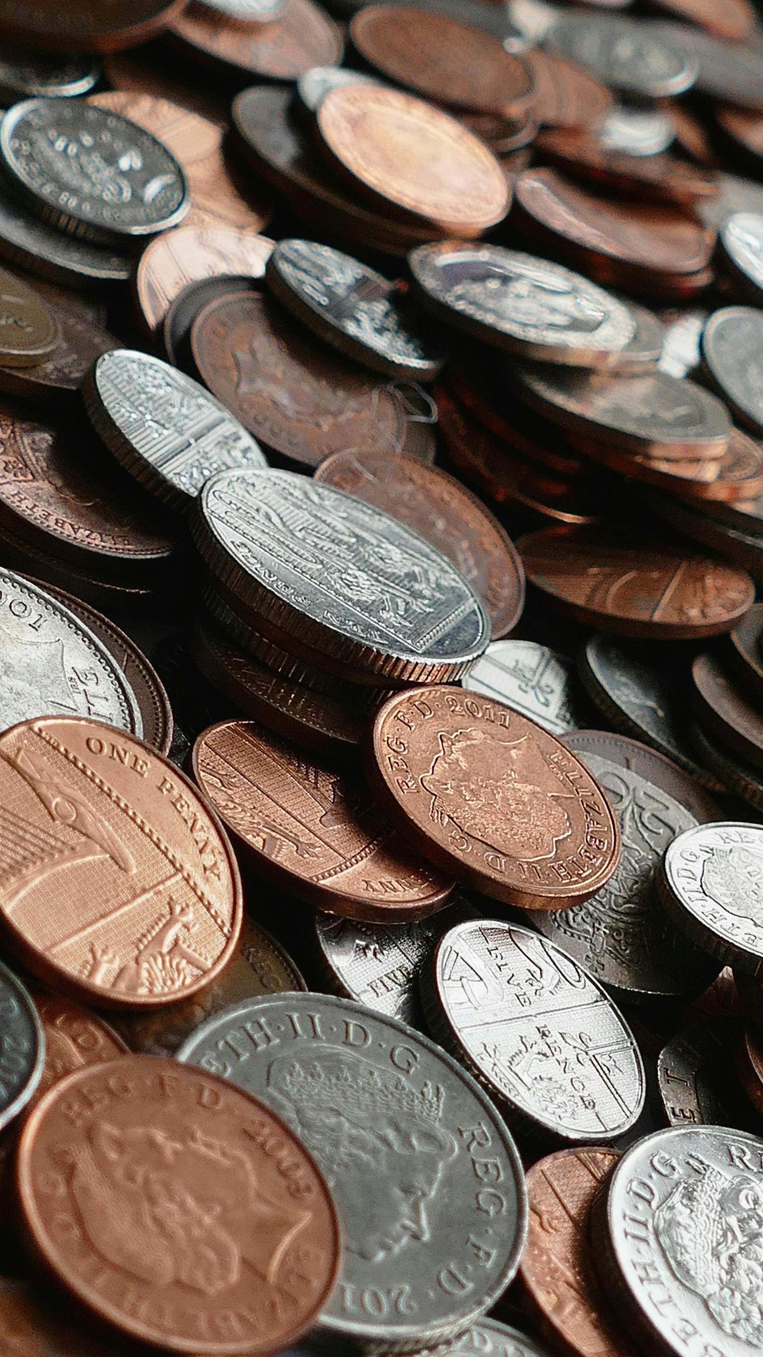 如何理解上海黄金宝的市场影响？这种影响如何影响投资策略？